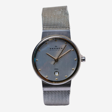 Skagen Rewound Gold and Siliver with Date Quartz Analog Watch